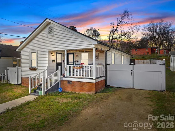 714 Pine St, Kannapolis, NC 28081