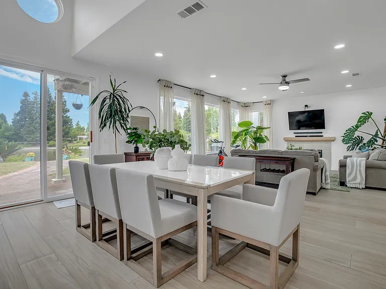 3437 Mesa Verde Cir — Photo 10