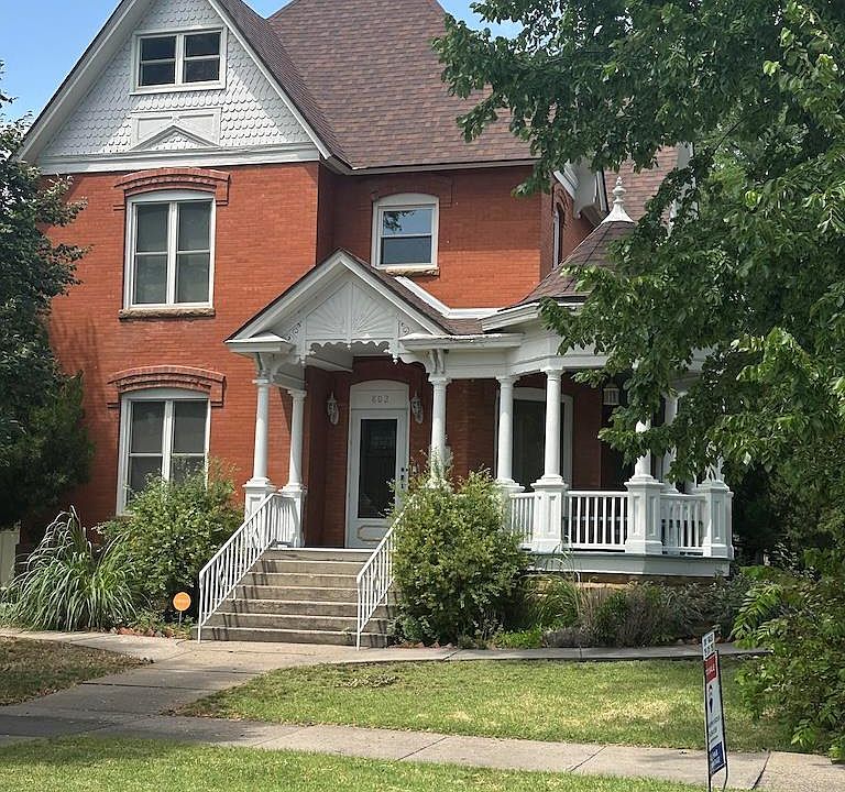 1st image of 802 Belleview Ave