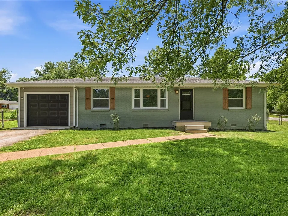 37 Hillsboro Rd
