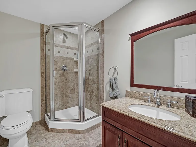 24 Charnwood Dr — Photo 23