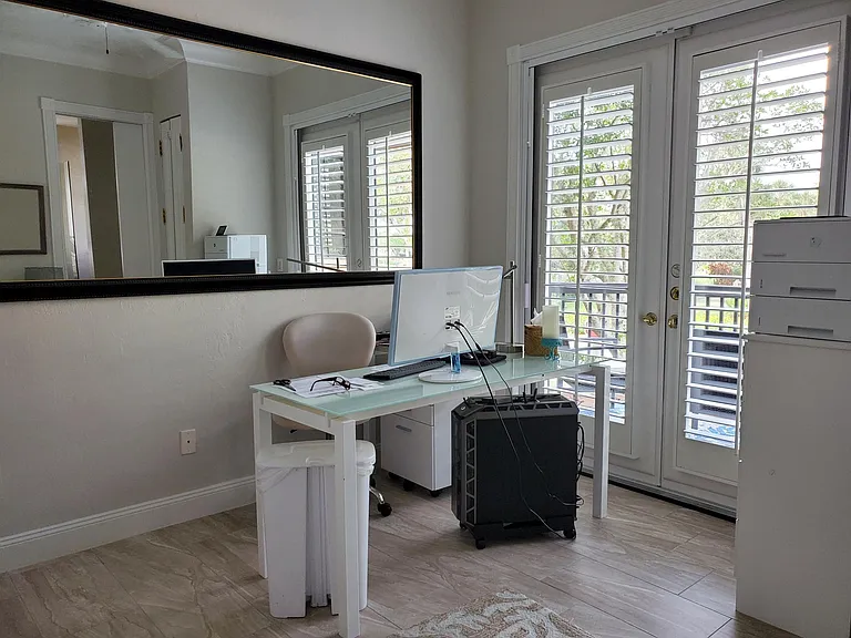 376 Leatherfern Ln — Photo 36
