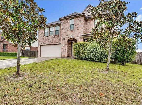 2nd image of 524 Castebar Dr