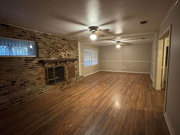 2nd image of 3524 34th St