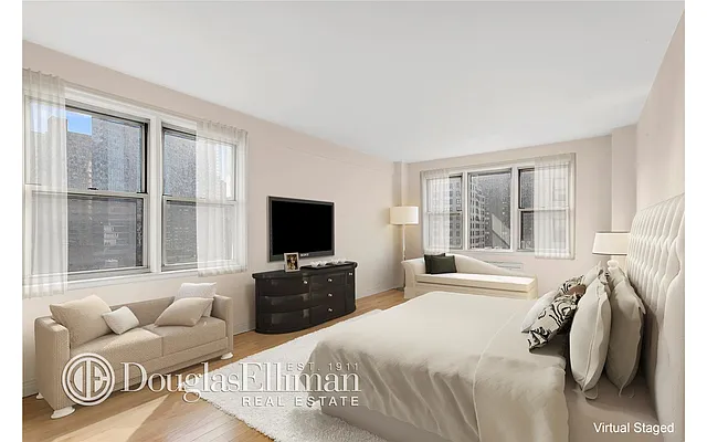 Rented by Douglas Elliman | media 16