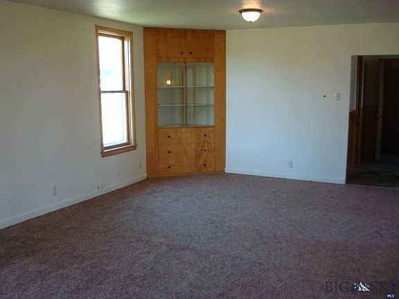 4th image of 603 E Montana St