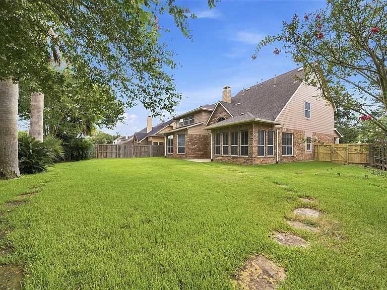 5531 Cranston Ct — Photo 36