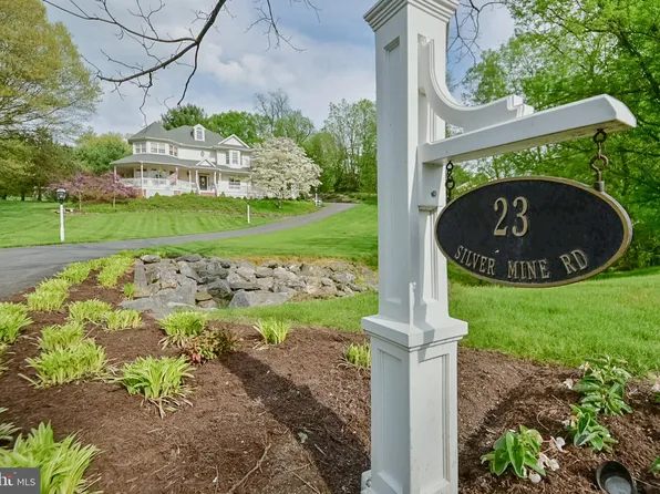 23 Silver Mine Rd, Conestoga, PA 17516