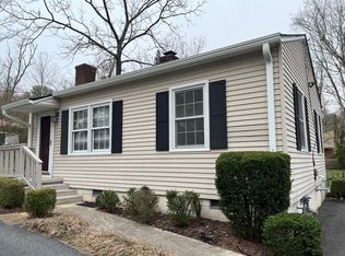 839 Kanuga Rd, Hendersonville, NC 28739