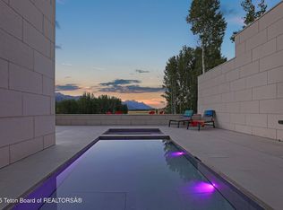 200 N West Ridge Rd, Jackson, WY 83001