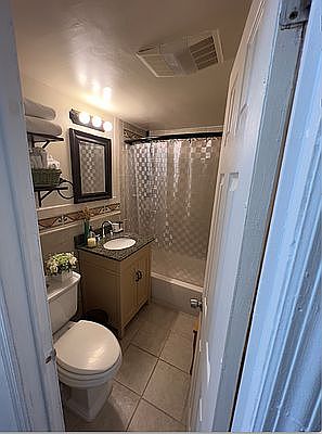 4th image of 200 Macdonough St #2