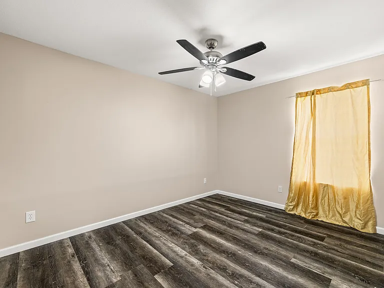 2716 Oak Hammock Dr — Photo 19