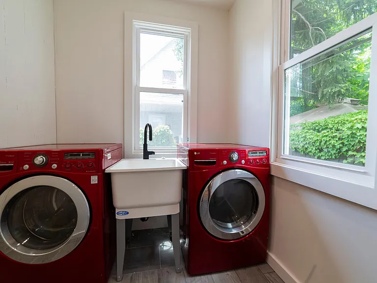 6021 Pear Ave #B — Photo 22
