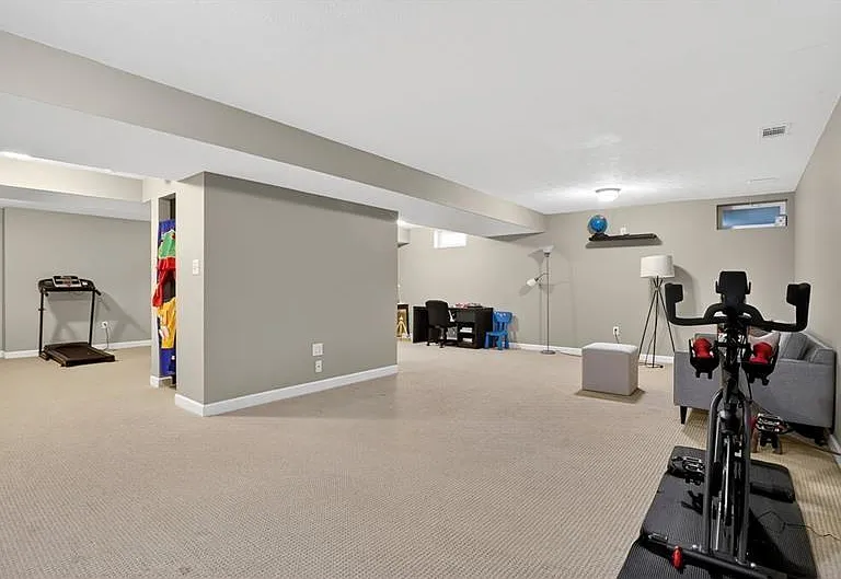 1403 N Shevlin Ct — Photo 18
