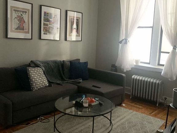 3rd image of 148 Linden Blvd APT 3