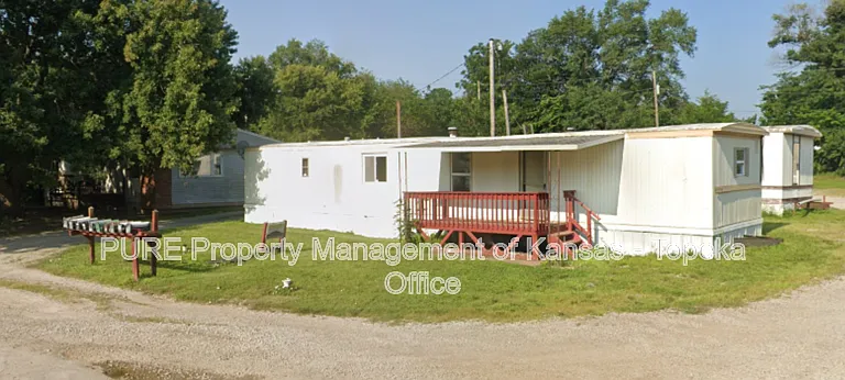 1208 Oak St #4 — Photo 1