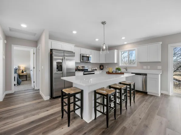 340 Ridge Rd, Le Sueur, MN 56058