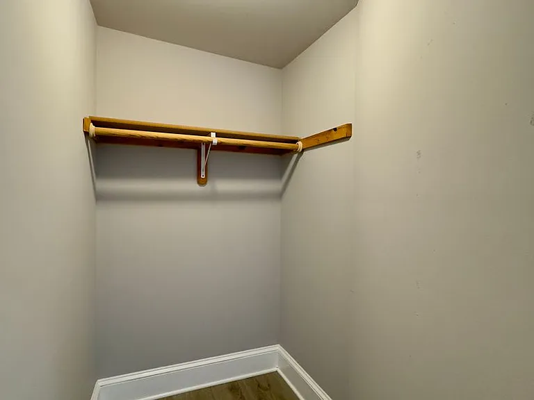 For Rent: Spacious Urban Living at 1322-1324 Eutaw Pl Your Ideal City Dwelling! — Photo 5