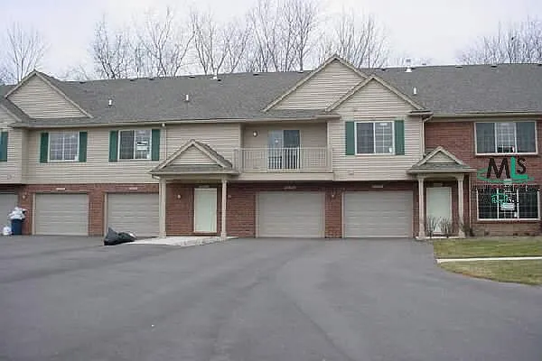12107 Hidden View Ct photo 1