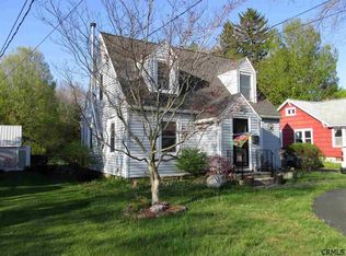 12 Gleason Rd, Glenville, NY 12302