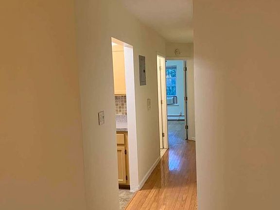 5th image of 45 W 118th St #2B