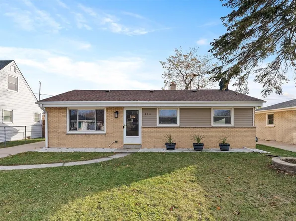 185 West Uncas AVENUE, Milwaukee, WI 53207