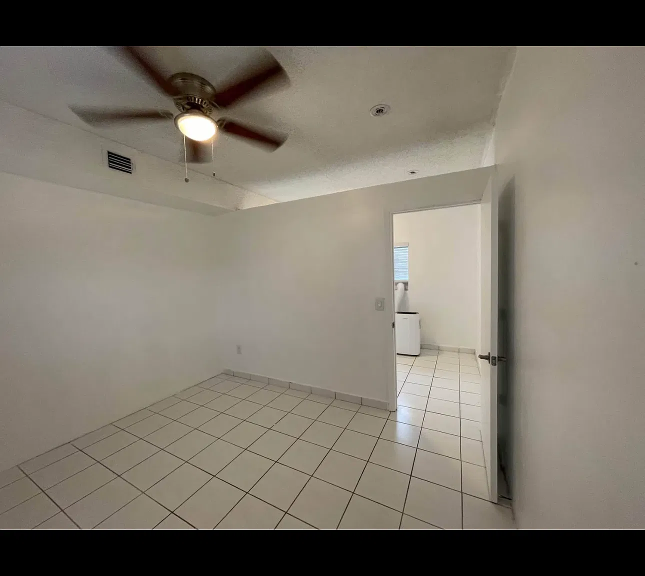1 bed, 650 sqft, $1,500 — Photo 3