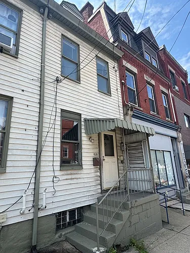 4520 Liberty Ave Photo 1