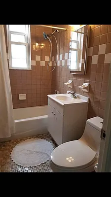 Rented by Irene Mihalios, LREB | media 30