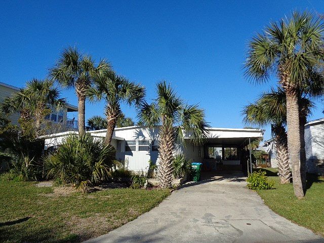 1st image of 32 Connie Dr