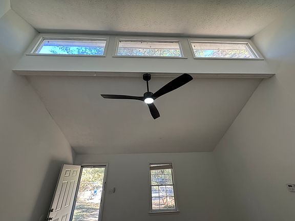 3rd image of 174 Creekwood Pl #174
