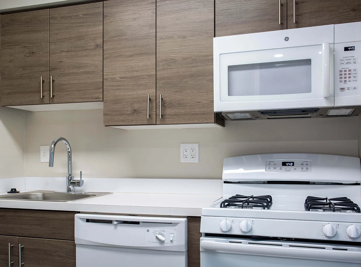 Lions Gate Apartments — Photo 2