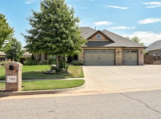 3904 Bridge Wood Ln, Oklahoma City, OK 73179