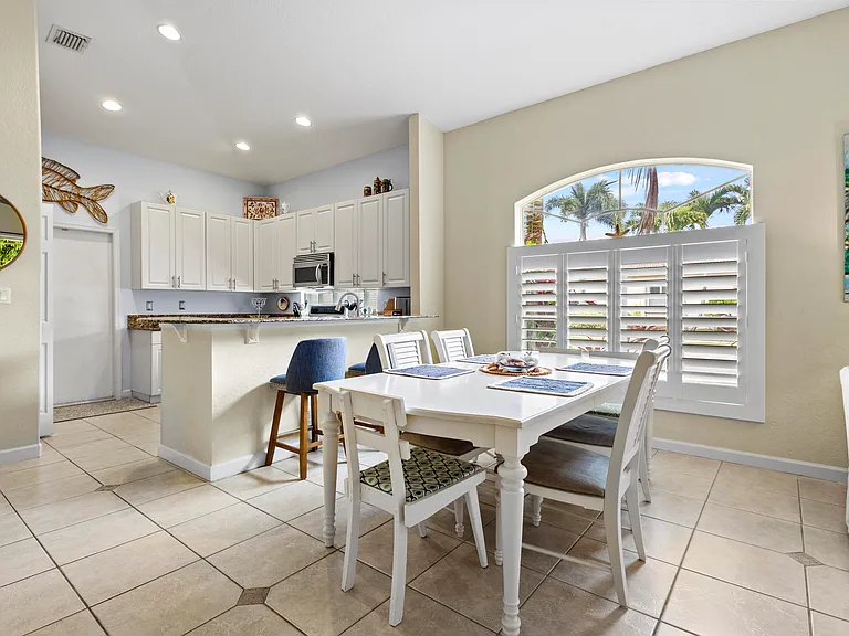 7085 SE Cricket Ct — Photo 9
