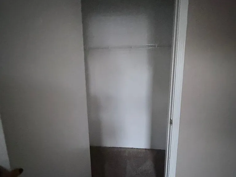 1031 Hartford St — Photo 56