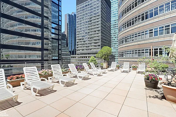 Rented by Brown Harris Stevens | media 14