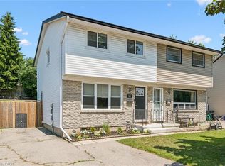 589 Elgin St N, Cambridge, ON N1R 6A2
