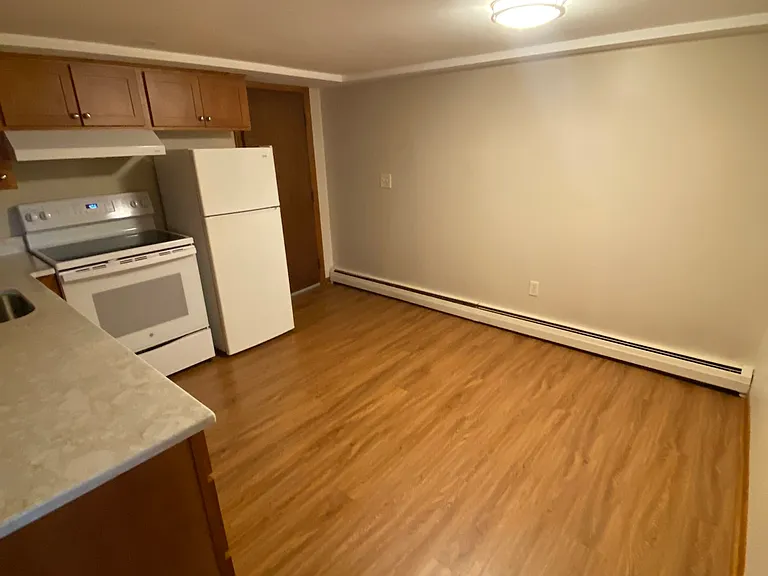 140 Greene St #5 — Photo 1