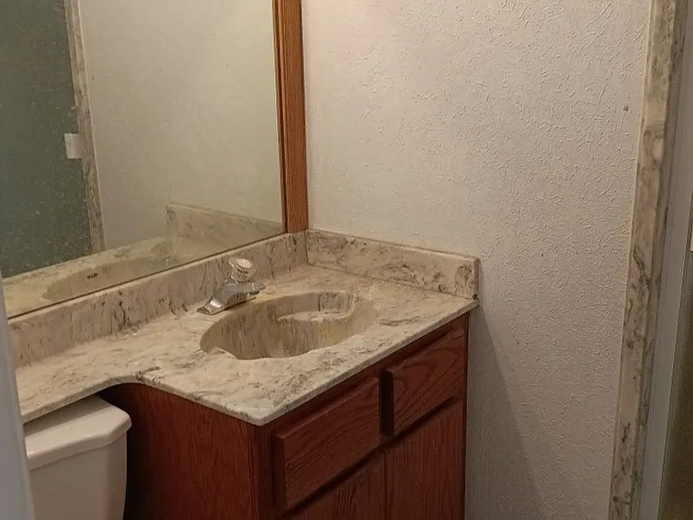 9825 Robin Ave NE — Photo 13