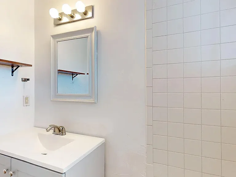 1207 Barelas St SW #CF — Photo 2
