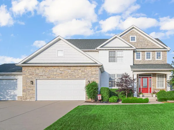 2806 Kickbush Dr, Valparaiso, IN 46385