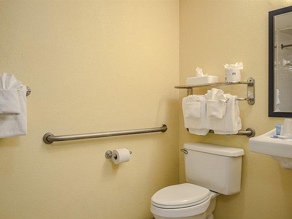 2nd image of 5300 N Ocean Blvd. #540