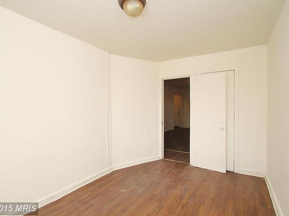 5th image of 3926 8th St
