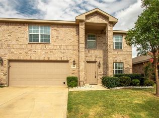 10009 Chrysalis Dr, Fort Worth, TX 76131