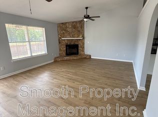 8699 Riverstone Rd, Milton, FL 32583