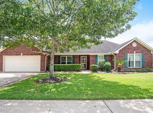 1504 Inverness Ln, Pearland, TX 77581
