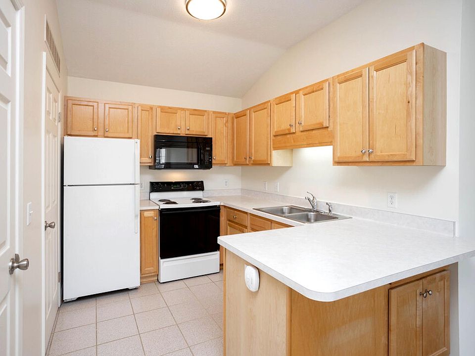 1st image of 1006 Summitville Dr