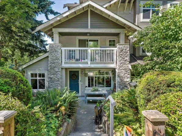 7488 Southwynde Ave #13, Burnaby, BC V3N 5C6