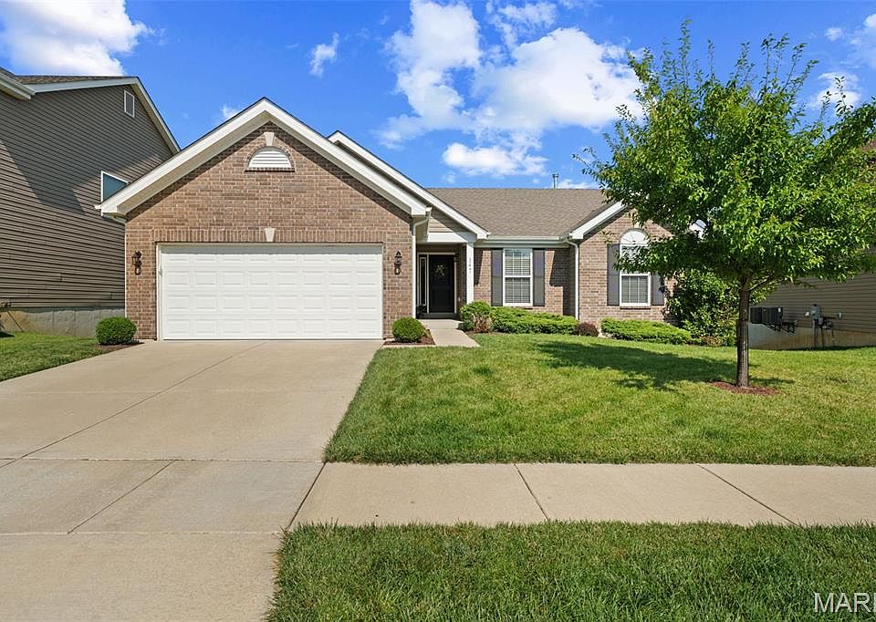 1st image of 347 Wilhelmine Ct