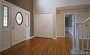 3rd image of 2095 Babcock Dr